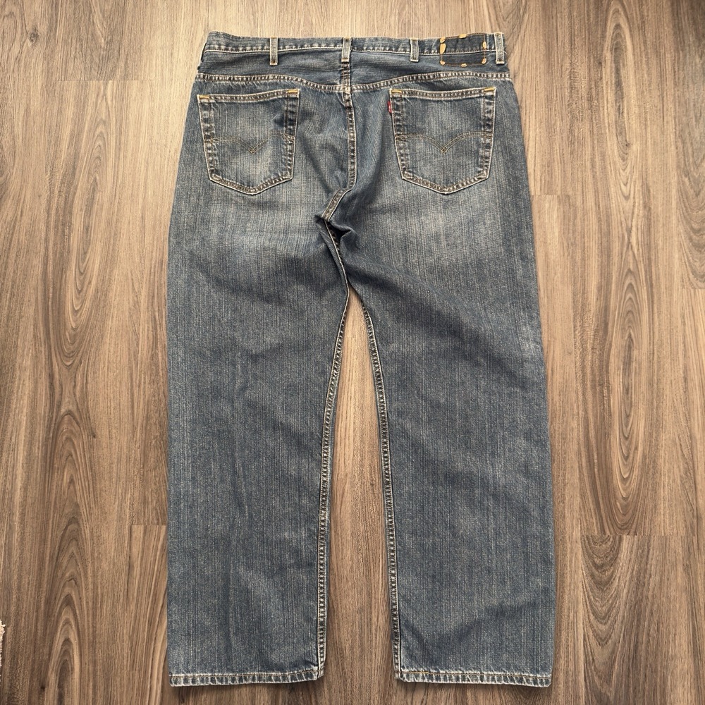 Levi Jeans Tag Removed 40x30 Very Nice Fade And Wear - Picture 4 of 9